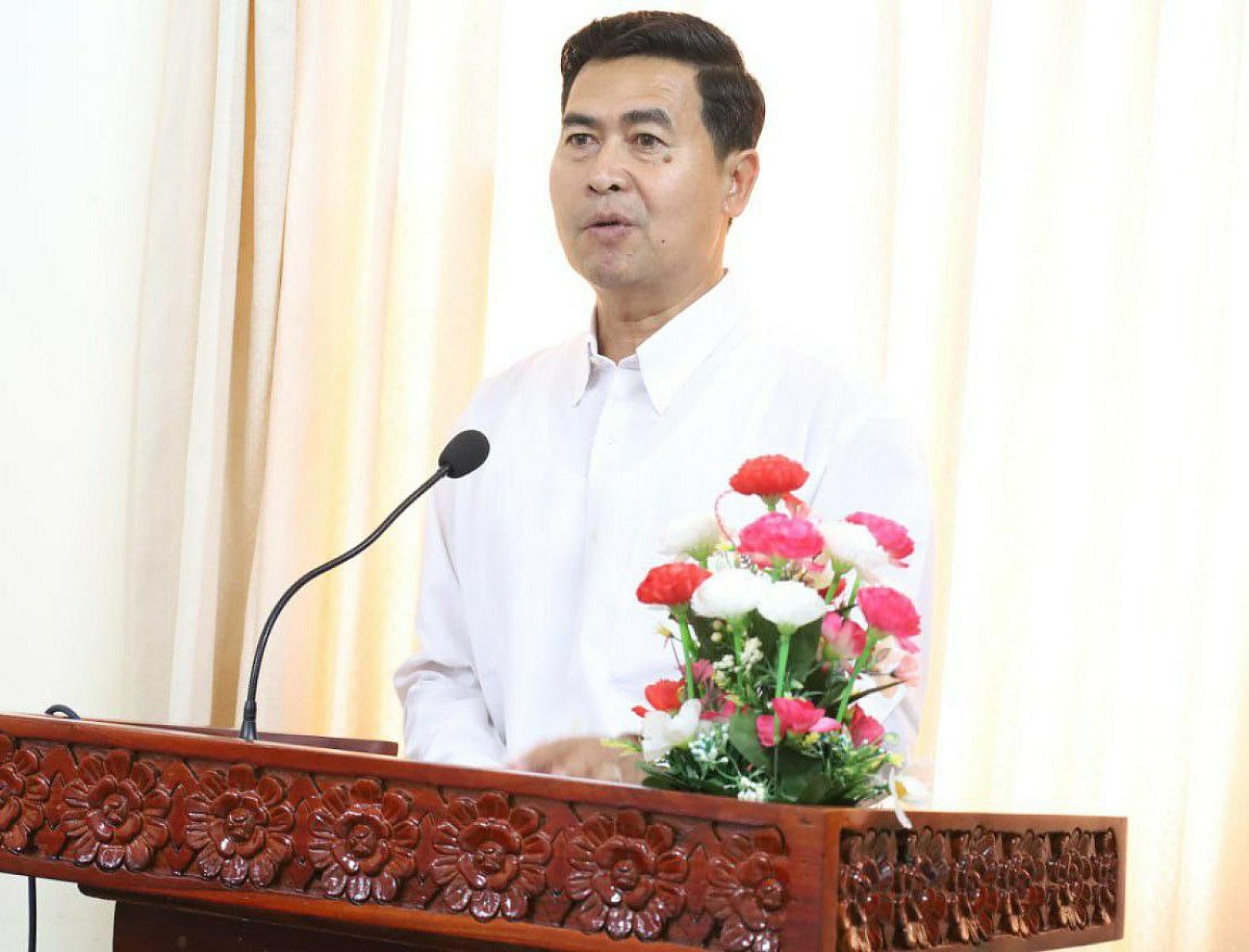 លោក ឈ្មោះ សេន សុខគា  ប្រធានមន្ទីរសង្គមកិច្ច អតីតយុទ្ធជន និងយុវនីតិសម្បទាខេត្តតាកែវ ចូលរួមថវិកាចំនួន ២០ម៉ឺនរៀល ដើម្បីរៀបចំមហាសន្និបាតវិសាមញ្ញតំណាងសមាគមអតីតយុទ្ធជនកម្ពុជា ទូទាំងប្រទេស