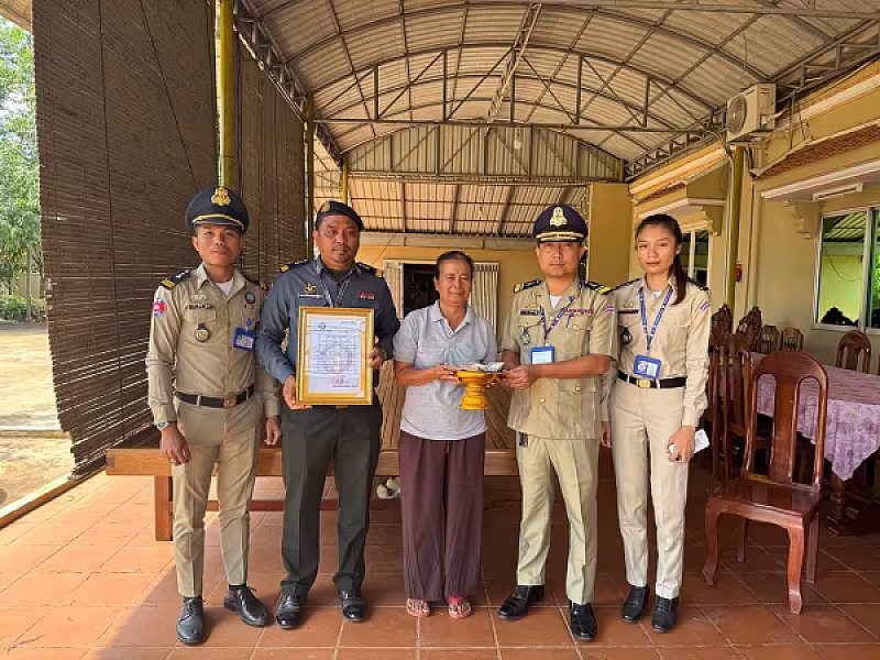 អ.ន.ក.ខេត្តត្បូងឃ្មុំ នាំយកថវិកាបេឡាមរណសង្គ្រោះជូនគ្រួសារសពសមាជិកចំនួន ៥គ្រួសារ  - Image 3