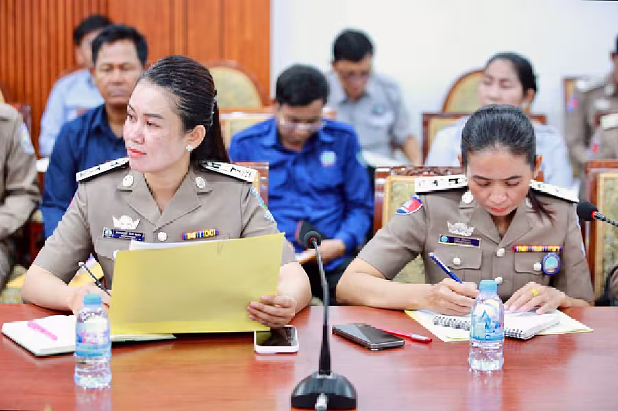អ.ន.ក.ខេត្តសៀមរាប រៀបចំកិច្ចប្រជុំពិនិត្យវឌ្ឍនភាពការងារ អ.ន.ក.ក្រុង-ស្រុក - Image 9