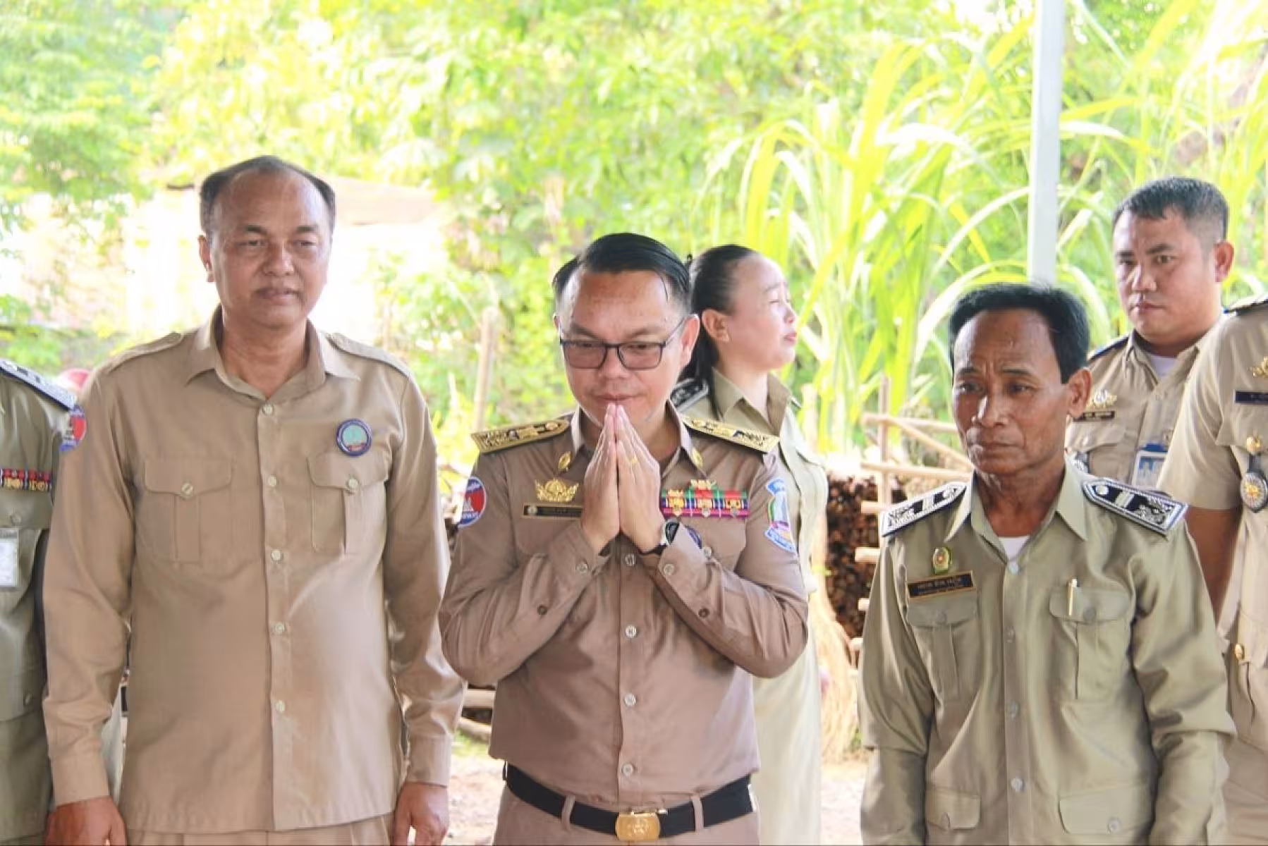 អ.ន.ក.ស្រុកក្រឡាញ់ ចុះប្រគល់ថវិកាបេឡាមរណសង្គ្រោះជូនគ្រួសារសពជាសមាជិក