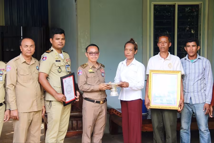 អ.ន.ក.ស្រុកក្រឡាញ់ ចុះប្រគល់ថវិកាបេឡាមរណសង្គ្រោះជូនគ្រួសារសពជាសមាជិក - Image 3