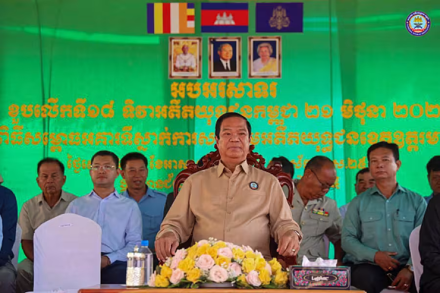 ឯកឧត្តមកិត្តិសង្គហបណ្ឌិត គន់ គីម ទេសរដ្ឋមន្រ្តី អនុប្រធាន និងជាអគ្គលេខាធិការសមាគមអតីតយុទ្ធជនកម្ពុជា នាថ្ងៃទី១៩ ខែកក្កដា ឆ្នាំ២០២៥ អញ្ជើញក្នុងពិធីអបអរសាទរ ទិវាសមាគមអតីតយុទ្ធជនកម្ពុជា លើកទី១៨ - Image 9