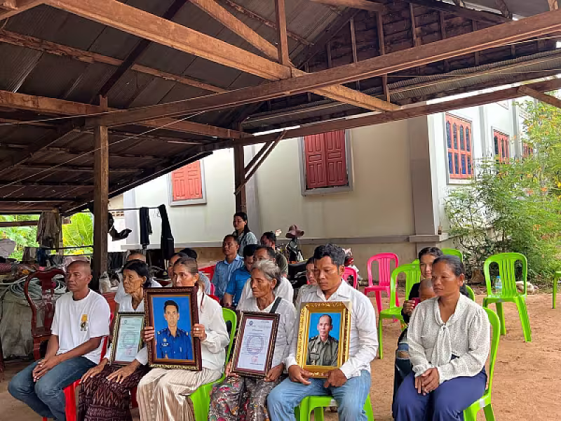 អ.ន.ក.ស្រុកពួក ចុះប្រគល់ថវិកាបេឡាមរណសង្គ្រោះចំនួន ៤គ្រួសារ - Image 5