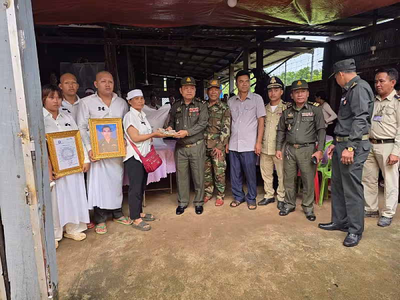 អ.ន.ក.ខេត្តរតនគិរី ចុះប្រគល់ថវិកាបេឡាមរណសង្គ្រោះជូនគ្រួសារសពជាសមាជិក