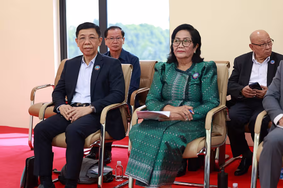 ឯកឧត្តម គន់ គីម អញ្ជើញជាអធិបតីដឹកនាំកិច្ចប្រជុំពិនិត្យការងាររបស់ អ.ន.ក. តាមវិស័យទាំង ១៧ក្រសួង-ស្ថាប័ន - Image 6