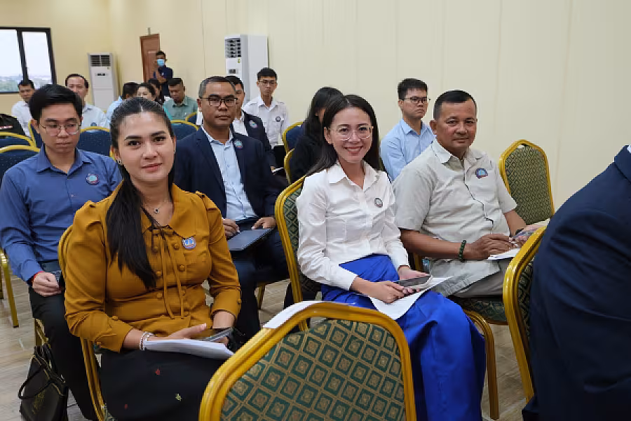 ឯកឧត្តម គន់ គីម អញ្ជើញជាអធិបតីដឹកនាំកិច្ចប្រជុំពិនិត្យការងាររបស់ អ.ន.ក. តាមវិស័យទាំង ១៧ក្រសួង-ស្ថាប័ន - Image 15