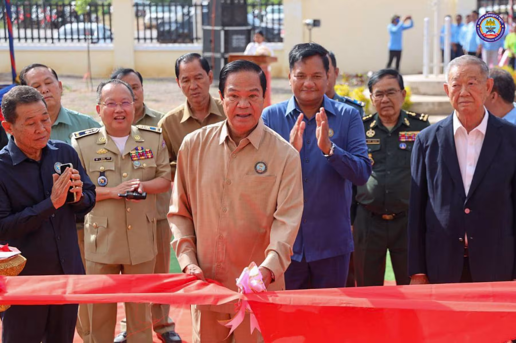 ឯកឧត្តមកិត្តិសង្គហបណ្ឌិត គន់ គីម ណែនាំអាជ្ញាធរខេត្តឧត្តរមានជ័យ ចុះពិនិត្យអតីតយុទ្ធជន និងនិវត្តជនណាខ្វះខាត ដើម្បីដោះស្រាយការលំបាក