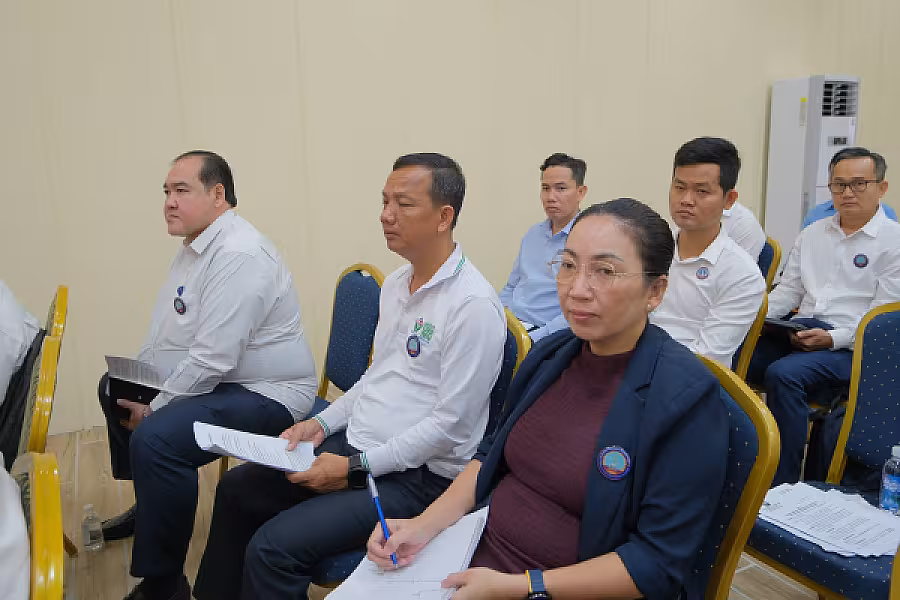 ឯកឧត្តម គន់ គីម អញ្ជើញជាអធិបតីដឹកនាំកិច្ចប្រជុំពិនិត្យការងាររបស់ អ.ន.ក. តាមវិស័យទាំង ១៧ក្រសួង-ស្ថាប័ន - Image 30