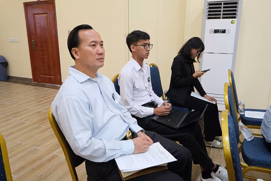 ឯកឧត្តម គន់ គីម អញ្ជើញជាអធិបតីដឹកនាំកិច្ចប្រជុំពិនិត្យការងាររបស់ អ.ន.ក. តាមវិស័យទាំង ១៧ក្រសួង-ស្ថាប័ន - Image 43