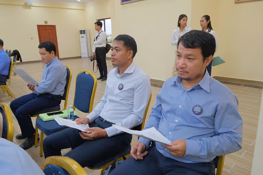 ឯកឧត្តម គន់ គីម អញ្ជើញជាអធិបតីដឹកនាំកិច្ចប្រជុំពិនិត្យការងាររបស់ អ.ន.ក. តាមវិស័យទាំង ១៧ក្រសួង-ស្ថាប័ន - Image 46