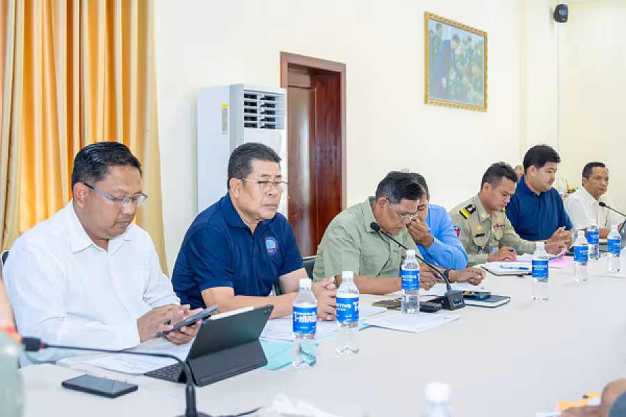 ឯកឧត្តម អ៊ុំ រាត្រី ដឹកនាំកិច្ចប្រជុំក្រុមការងារចុះធ្វេីបច្ចុប្បន្នភាពស្ថិតិអតីតយុទ្ធជន និងនិវត្តន៍ជននៅមូលដ្ឋាន - Image 8