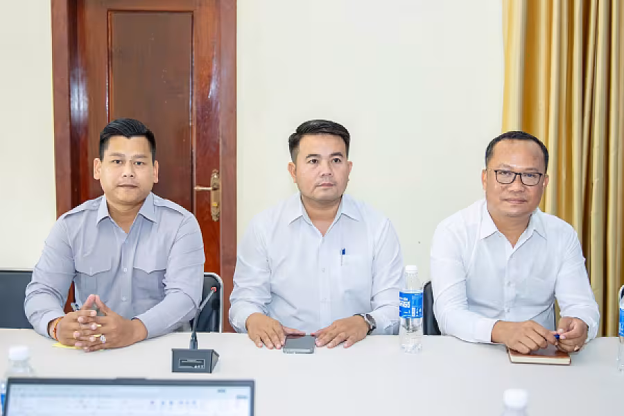 ឯកឧត្តម អ៊ុំ រាត្រី ដឹកនាំកិច្ចប្រជុំក្រុមការងារចុះធ្វេីបច្ចុប្បន្នភាពស្ថិតិអតីតយុទ្ធជន និងនិវត្តន៍ជននៅមូលដ្ឋាន - Image 10