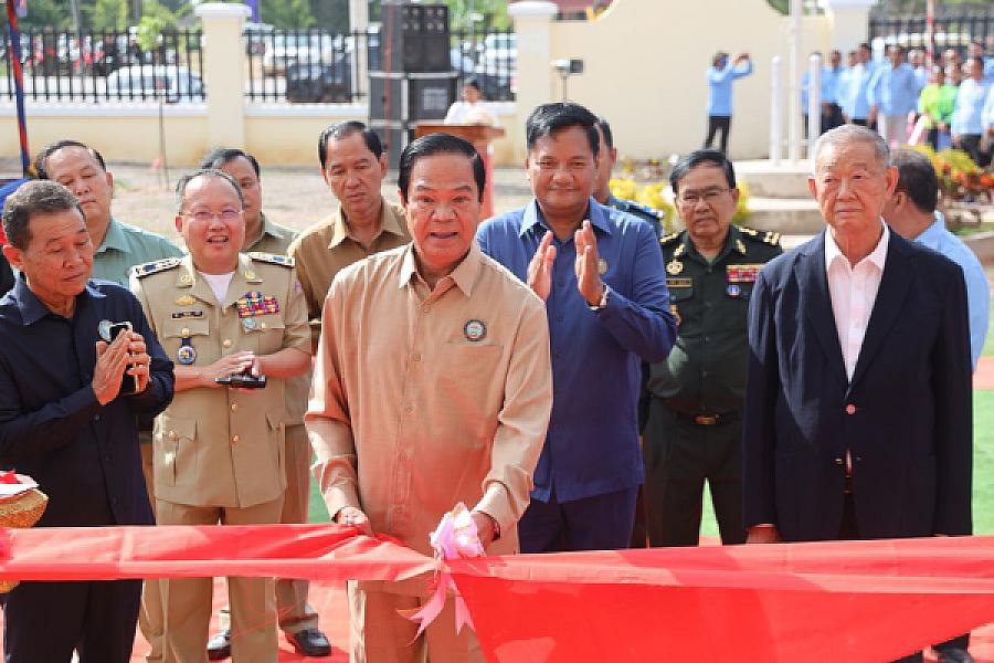 ឯកឧត្តមកិត្តិសង្គហបណ្ឌិត គន់ គីម ណែនាំអាជ្ញាធរខេត្តឧត្តរមានជ័យ ចុះពិនិត្យអតីតយុទ្ធជន និងនិវត្តជនណាខ្វះខាត ដើម្បីដោះស្រាយការលំបាក - Image 7