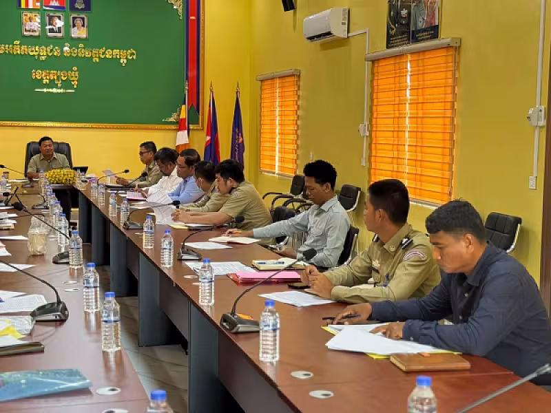អ.ន.ក.ខេត្តត្បូងឃ្មុំ ប្រជុំពិនិត្យ បែងចែកក្រុមការងារចុះត្រួតពិនិត្យដីសម្បទានសង្គមកិច្ចជាប់ព្រំដែន - Image 8
