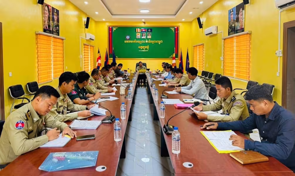អ.ន.ក.ខេត្តត្បូងឃ្មុំ ប្រជុំពិនិត្យ បែងចែកក្រុមការងារចុះត្រួតពិនិត្យដីសម្បទានសង្គមកិច្ចជាប់ព្រំដែន - Image 9