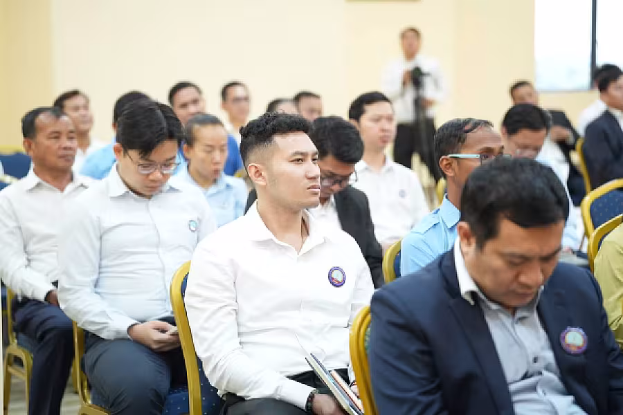 ឯកឧត្តម គន់ គីម កោតសរសើរ គណៈកម្មាធិការ អ.ន.ក.តាមវិស័យបានពង្រីកវិសាលភាពជួយអតីតយុទ្ធជន និងនិវត្តជន - Image 27
