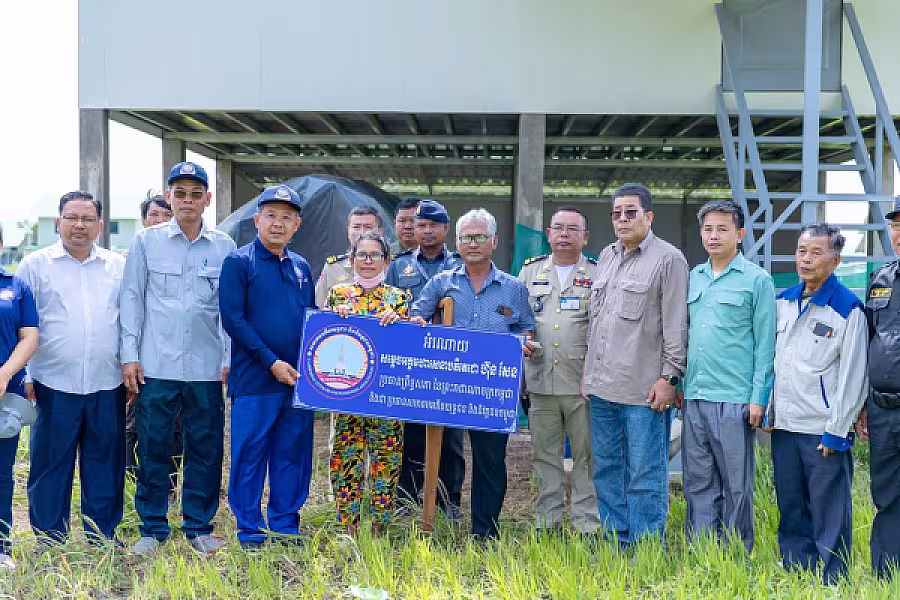 ឯកឧត្តម អ៊ុំ រាត្រី អញ្ជើញប្រគល់ផ្ទះអំណោយដ៏ថ្លៃថ្លាសម្តេចតេជោ ហ៊ុន សែន ជូនអតីតយុទ្ធជន ១៧គ្រួសារ - Image 4