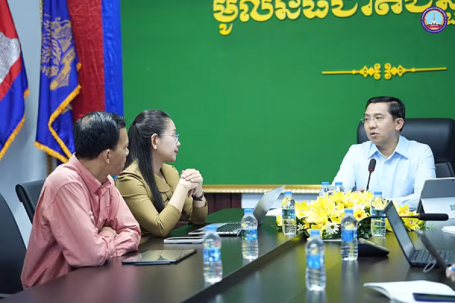 ឯកឧត្តមបណ្ឌិត ស៊ូនី វង្សវិសិដ្ឋ ដឹកនាំកិច្ចប្រជុំពិនិត្យវឌ្ឍនភាពការងារផ្សព្វផ្សាយព័ត៌មានរបស់សមាគម - Image 9