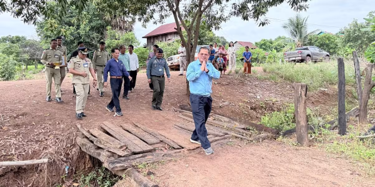 អ.ន.ក.ខេត្តឧត្តរមានជ័យ នាំយកថវិកាមេឡាមរណសង្គ្រោះជូនគ្រួសារសពសមាជិក ៦គ្រួសារ