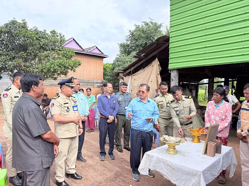 អ.ន.ក.ខេត្តឧត្តរមានជ័យ នាំយកថវិកាមេឡាមរណសង្គ្រោះជូនគ្រួសារសពសមាជិក ៦គ្រួសារ - Image 2