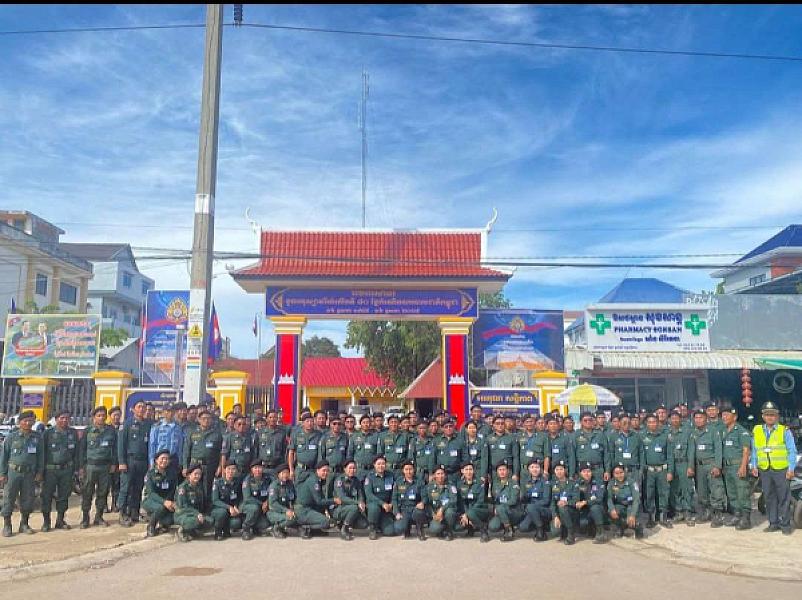 កងកម្លាំងនៃអធិដ្ឋាននគរបាលស្រុកពួកចំនួន ៩១នាក់ ចូលរួមឧបត្ថម្ភថវិកាចំនួន ៩៧៥.០០០រៀល ដើម្បីរៀបចំមហាសន្និបាតវិសាមញ្ញតំណាងសមាគមអតីតយុទ្ធជនកម្ពុជាទូទាំងប្រទេស