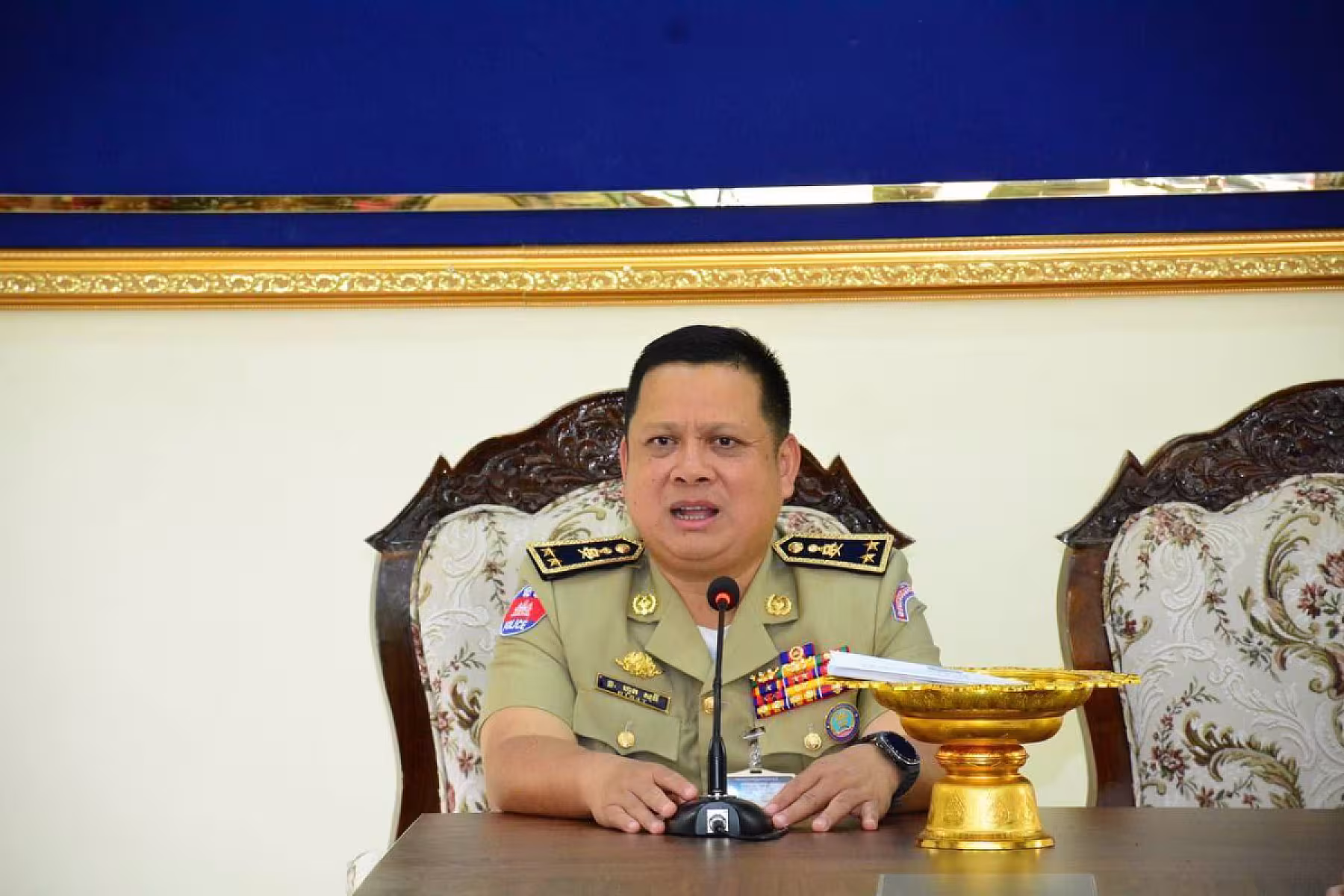 លោកឧត្តមសេនីយ៍ទោ ហួត សុធី និងយុវនីតិសម្បទាខេត្ត  បានរៀបចំប្រជុំសំណេះសណាលជាមួយក្រុមជាងសំណង់ក្រោយបញ្ចប់គម្រោងសាងសង់អគារទីស្នាក់ការសមាគមអតីតយុទ្ធជនកម្ពុជាខេត្តស្ថិតនៅភូមិថ្នល់ សង្កាត់ស្រង៉ែ ក្រុងសៀមរាប