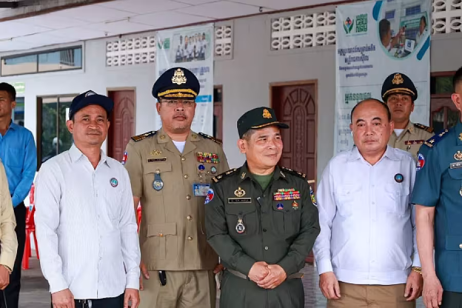 លោកជំទាវ ឈី វ៉ា នាំយកអំណោយ និងថវិកាបេឡាមករណសង្គ្រោះជូនគ្រួសារសពសមាជិក - Image 7