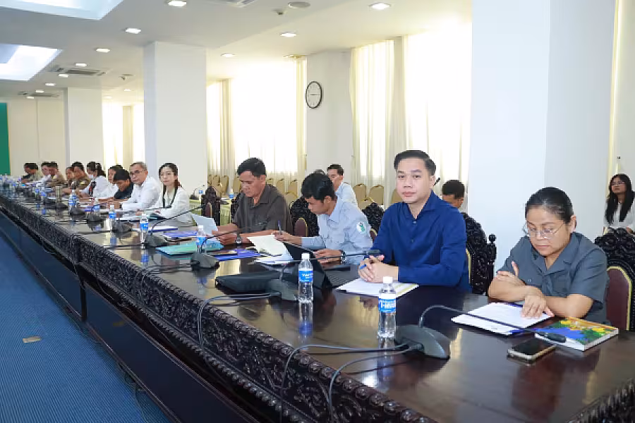 អ.ន.ក. រាជធានីភ្នំពេញ ប្រជុំពិនិត្យវឌ្ឍភាពការងារ និងលើកទិសដៅសម្រាប់អនុវត្តបន្ដតាមបណ្ដាគណៈកម្មាធិការ អ.ន.ក.ខណ្ឌទាំង១៤ - Image 3
