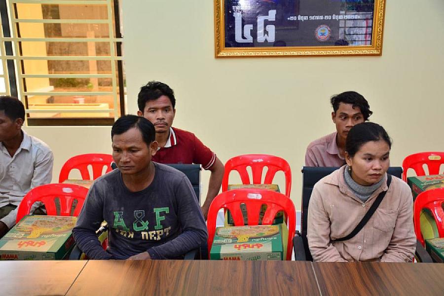 លោកឧត្តមសេនីយ៍ទោ ហួត សុធី និងយុវនីតិសម្បទាខេត្ត  បានរៀបចំប្រជុំសំណេះសណាលជាមួយក្រុមជាងសំណង់ក្រោយបញ្ចប់គម្រោងសាងសង់អគារទីស្នាក់ការសមាគមអតីតយុទ្ធជនកម្ពុជាខេត្តស្ថិតនៅភូមិថ្នល់ សង្កាត់ស្រង៉ែ ក្រុងសៀមរាប - Image 8