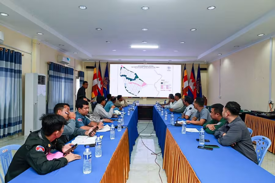 អនុប្រធាន អ.ន.ក. ខេត្តកោះកុង ចុះត្រួតពិនិត្យទីតាំងសម្បទានដីសង្គមកិច្ចសម្រាប់សាងសង់ផ្ទះសមាជិក