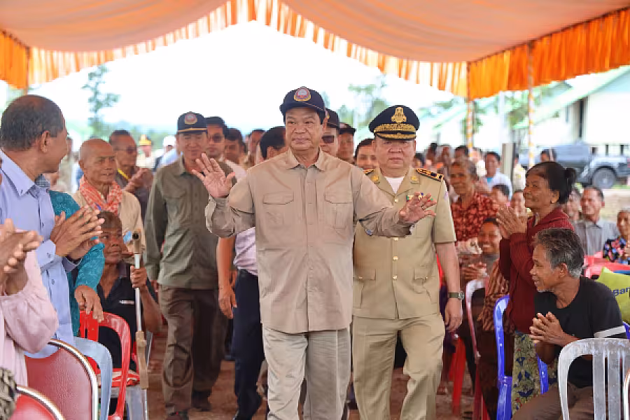 ឯកឧត្តម គន់ គីម អញ្ជើញប្រគល់ផ្ទះ ១០២ខ្នង ជាអំណោយរបស់សម្តេចតេជោ ហ៊ុន សែន ជូនអតីតយុទ្ធជន និងនិវត្តជន ក្នុងខេត្តព្រះវិហារ - Image 5