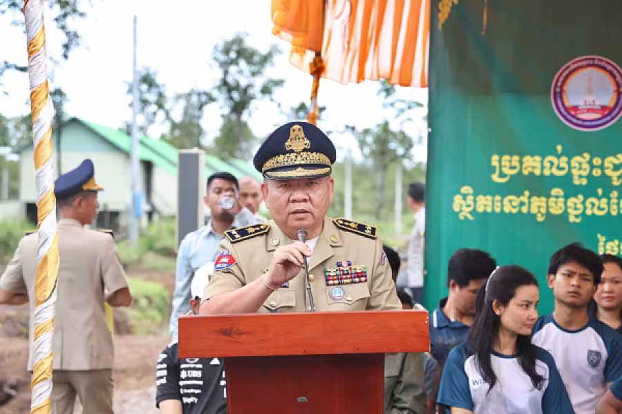 ឯកឧត្តម គន់ គីម អញ្ជើញប្រគល់ផ្ទះ ១០២ខ្នង ជាអំណោយរបស់សម្តេចតេជោ ហ៊ុន សែន ជូនអតីតយុទ្ធជន និងនិវត្តជន ក្នុងខេត្តព្រះវិហារ - Image 13