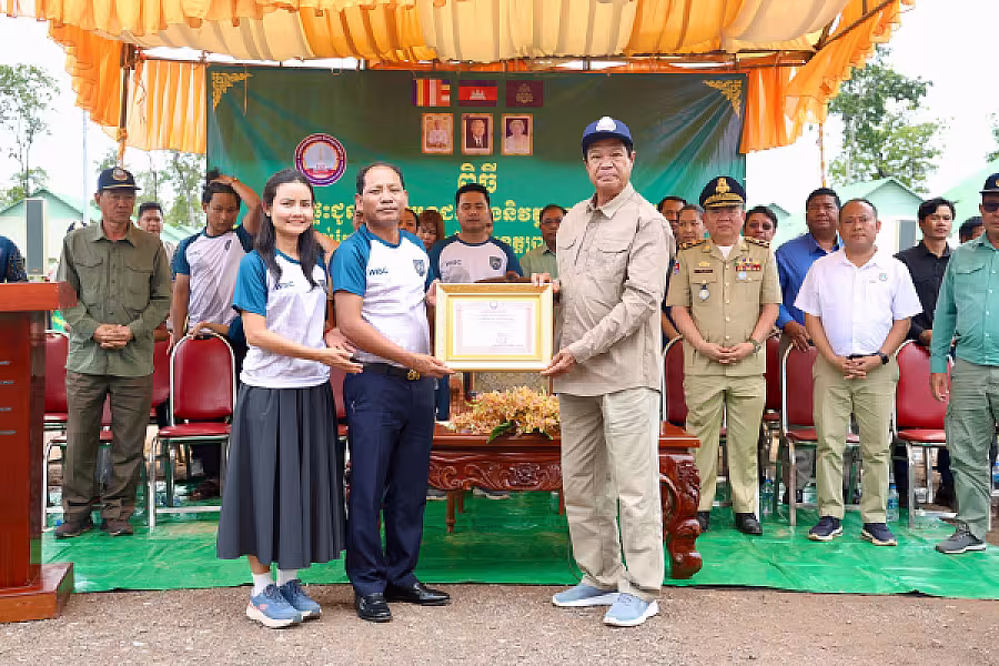 ឯកឧត្តម គន់ គីម អញ្ជើញប្រគល់ផ្ទះ ១០២ខ្នង ជាអំណោយរបស់សម្តេចតេជោ ហ៊ុន សែន ជូនអតីតយុទ្ធជន និងនិវត្តជន ក្នុងខេត្តព្រះវិហារ - Image 22