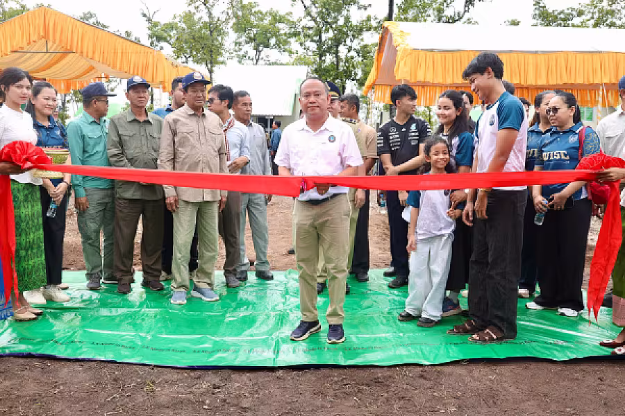 ឯកឧត្តម គន់ គីម អញ្ជើញប្រគល់ផ្ទះ ១០២ខ្នង ជាអំណោយរបស់សម្តេចតេជោ ហ៊ុន សែន ជូនអតីតយុទ្ធជន និងនិវត្តជន ក្នុងខេត្តព្រះវិហារ - Image 30