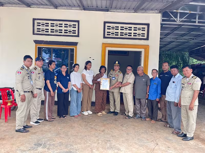 អ.ន.ក. ស្រុកតំបែរ នាំយកថវិកាបេឡាមរណសង្គ្រោះជូនគ្រួសារសពសមាជិក - Image 2