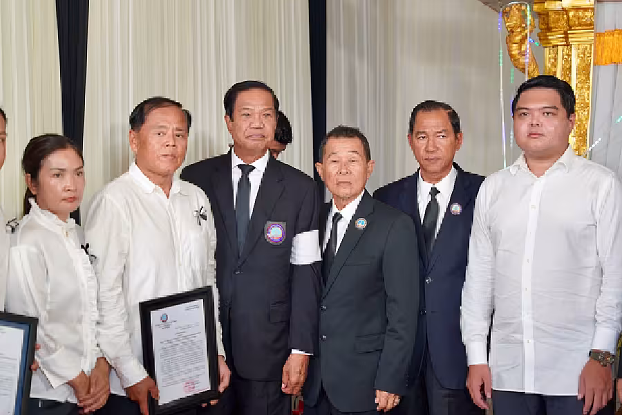 ឯកឧត្តម គន់ គីម អញ្ជើញដឹកនាំគណៈប្រតិភូ គោរពវិញ្ញាណក្ខន្ធសពម្តាយបង្កើត ឯកឧត្តម ឧត្តមសេនីយ៍ឯក អ៊ុក ឃ្នួច - Image 11