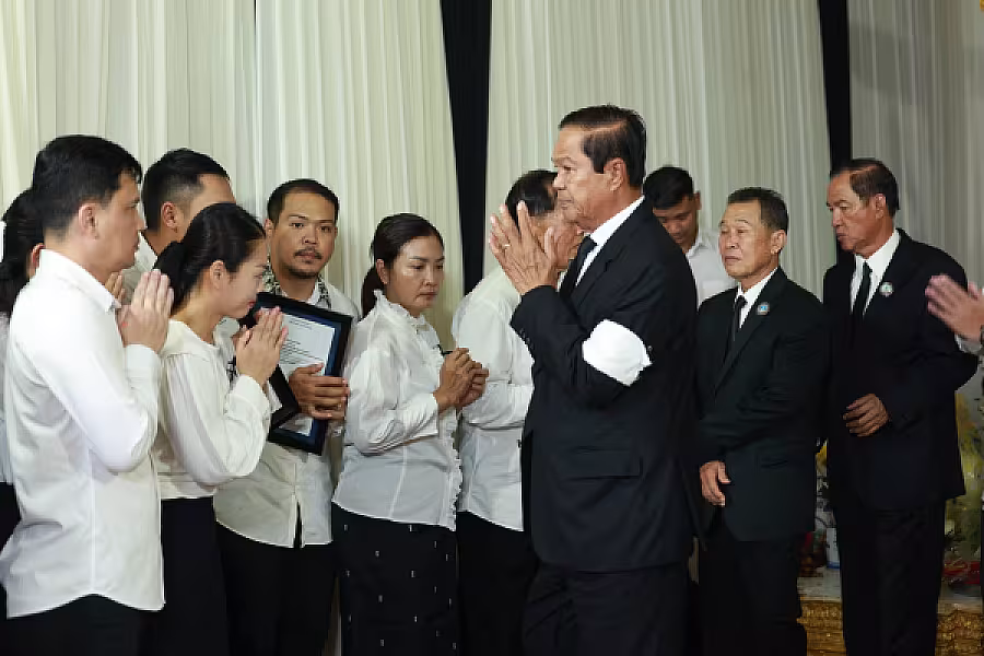 ឯកឧត្តម គន់ គីម អញ្ជើញដឹកនាំគណៈប្រតិភូ គោរពវិញ្ញាណក្ខន្ធសពម្តាយបង្កើត ឯកឧត្តម ឧត្តមសេនីយ៍ឯក អ៊ុក ឃ្នួច - Image 17