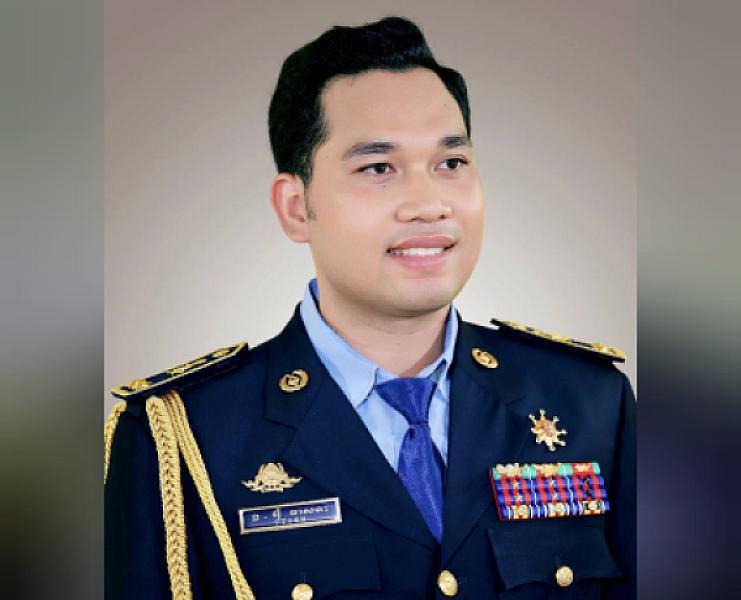 ឯកឧត្តមឧត្តមសេនីយ៍ទោ អ៊ុ វាសនា ចូលរួមថវិកាចំនួន ៥០មុឺនរៀល ដើម្បីរៀបចំមហាសន្និបាតវិសាមញ្ញតំណាងសមាគមអតីតយុទ្ធជនកម្ពុជា ទូទាំងប្រទេស