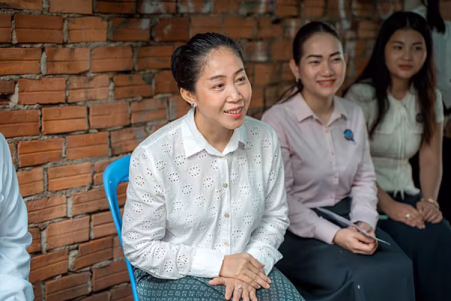 លោកជំទាវ ទុយ សិរីរតនៈ អញ្ជើញចុះសួរសុខទុក្ខ និងនាំយកអំណោយជូន និវត្តជនអតីតមន្ត្រីរាជការបម្រើការងារនៅក្រសួងព័ត៌មាន - Image 3