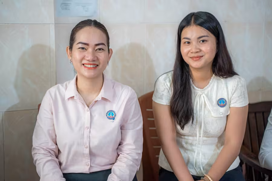 លោកជំទាវ ទុយ សិរីរតនៈ អញ្ជើញចុះសួរសុខទុក្ខ និងនាំយកអំណោយជូន និវត្តជនអតីតមន្ត្រីរាជការបម្រើការងារនៅក្រសួងព័ត៌មាន - Image 17
