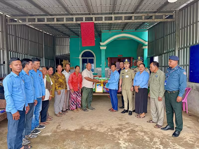អ.ន.ក.ស្រុកពញាឮ នាំយកថវិកាបេឡាមរណសង្គ្រោះប្រគល់ជូនសពសមាជិក - Image 3