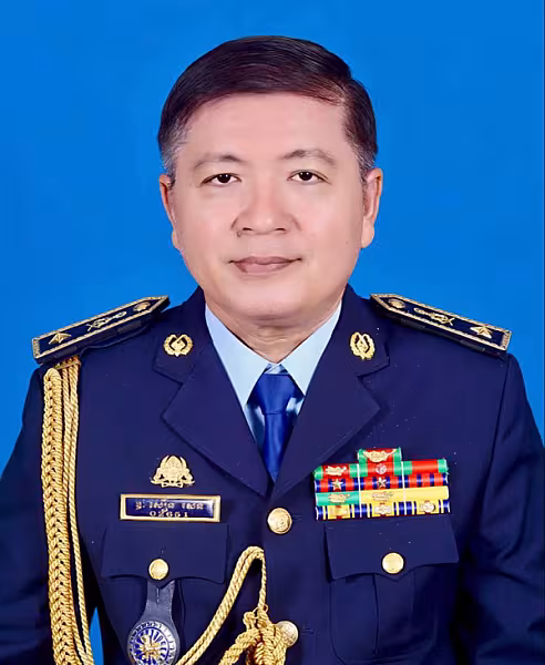 ឧត្តមសេនីយ៍ត្រី សឿន សេន ចូលរួមថវិកាចំនួន ២០មុឺនរៀល ដើម្បីរៀបចំមហាសន្និបាតវិសាមញ្ញតំណាងសមាគមអតីតយុទ្ធជនកម្ពុជា ទូទាំងប្រទេស