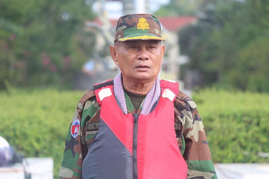 តំបន់ប្រតិបត្តិការសឹករងកំពង់ឆ្នាំង ធ្វើសមយុទ្ធសង្គ្រោះប្រជាពលរដ្ឋជាក់ស្តែងនៅលើផ្ទៃទឹក