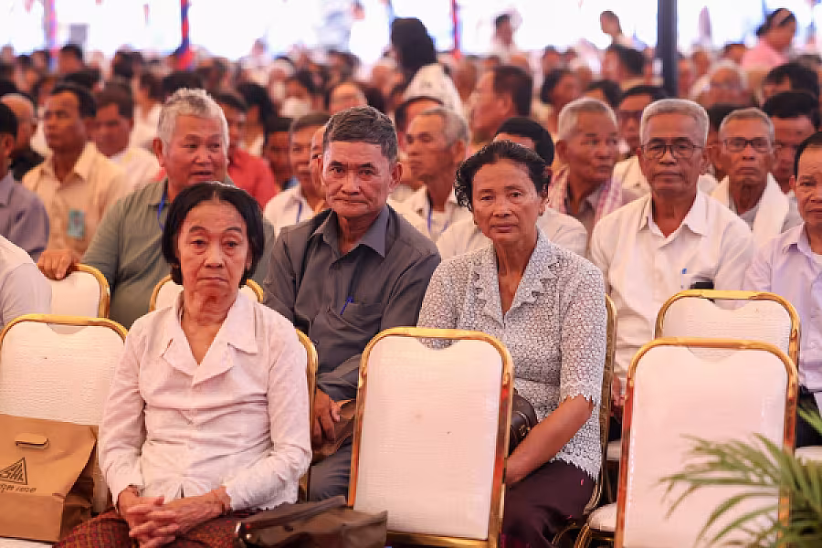 ឯកឧត្តម ហ៊ុន ម៉ានី អញ្ជើញសំណេះសំណាលជាមួយអតីតយុទ្ធជនចំនួនប្រមាណ ២ពាន់នាក់ ក្នុងខេត្តកំពង់ស្ពឺ - Image 19
