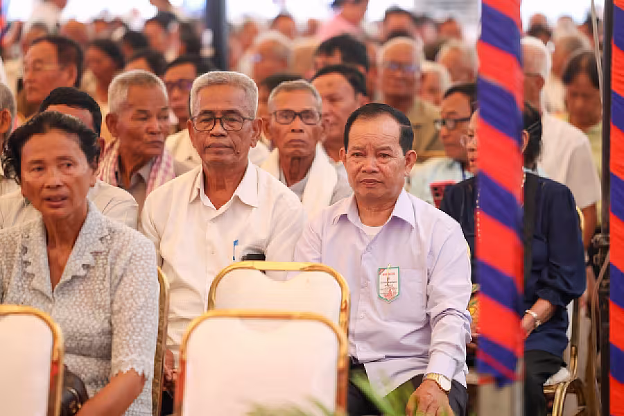ឯកឧត្តម ហ៊ុន ម៉ានី អញ្ជើញសំណេះសំណាលជាមួយអតីតយុទ្ធជនចំនួនប្រមាណ ២ពាន់នាក់ ក្នុងខេត្តកំពង់ស្ពឺ - Image 20