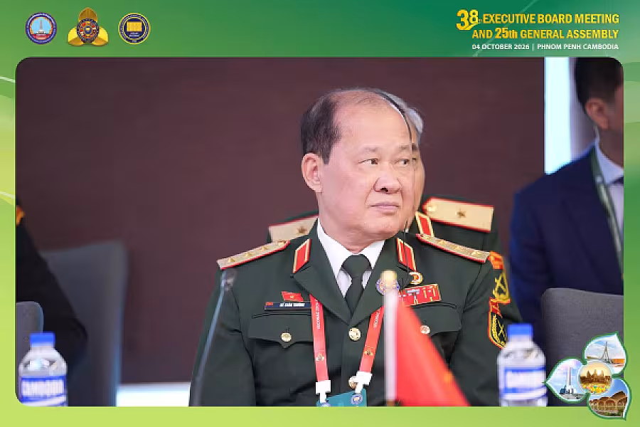 ឯកឧត្តម គន់ គីម ដឹកនាំ ប្រធាន និងប្រតិភូ VECONAC ចូលជួបសម្តែងការគួរសម និងពិភាក្សាការងារ ជាមួយ ឯកឧត្តមបណ្ឌិត កៅ គឹមហួន អគ្គលេខាធិការអាស៊ាន - Image 19