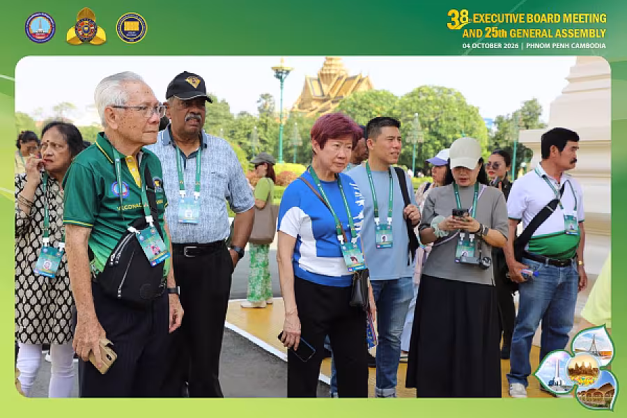 លោកជំទាវ គឹង ចាន់ឌី គន់ គីម អញ្ជើញដឹកនាំភរិយា-ស្វាមីប្រតិភូបណ្តាប្រទេសសមាជិក VECONAC ទស្សនកិច្ចព្រះបរមរាជវាំង និងសារមន្ទីរជាតិ - Image 13
