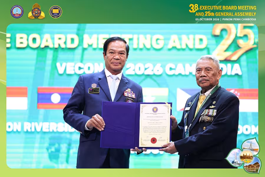 ឯកឧត្តមសន្តិបណ្ឌិត នេត សាវឿន អញ្ជើញបំពាក់មេដាយកិត្តិយស និង ប័ណ្ណសរសើរជូនប្រធាន VECONAC និងថ្នាក់ដឹកនាំសមាគមបណ្តាប្រទេសជាសមាជិក - Image 19