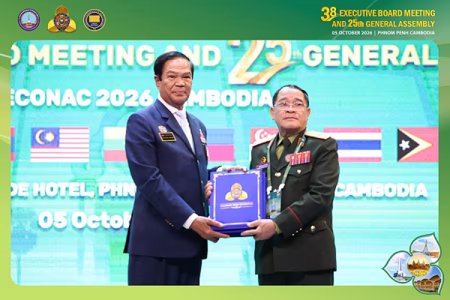 ឯកឧត្តមសន្តិបណ្ឌិត នេត សាវឿន អញ្ជើញបំពាក់មេដាយកិត្តិយស និង ប័ណ្ណសរសើរជូនប្រធាន VECONAC និងថ្នាក់ដឹកនាំសមាគមបណ្តាប្រទេសជាសមាជិក - Image 23