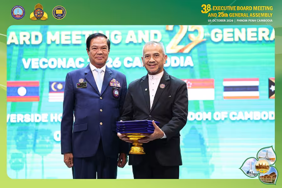 ឯកឧត្តមសន្តិបណ្ឌិត នេត សាវឿន អញ្ជើញបំពាក់មេដាយកិត្តិយស និង ប័ណ្ណសរសើរជូនប្រធាន VECONAC និងថ្នាក់ដឹកនាំសមាគមបណ្តាប្រទេសជាសមាជិក - Image 29